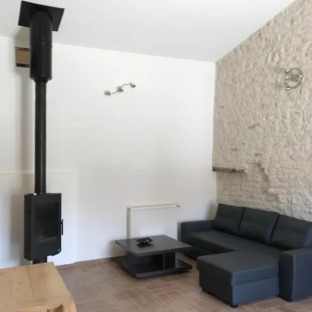 Le « chai » Vous Holiday home *