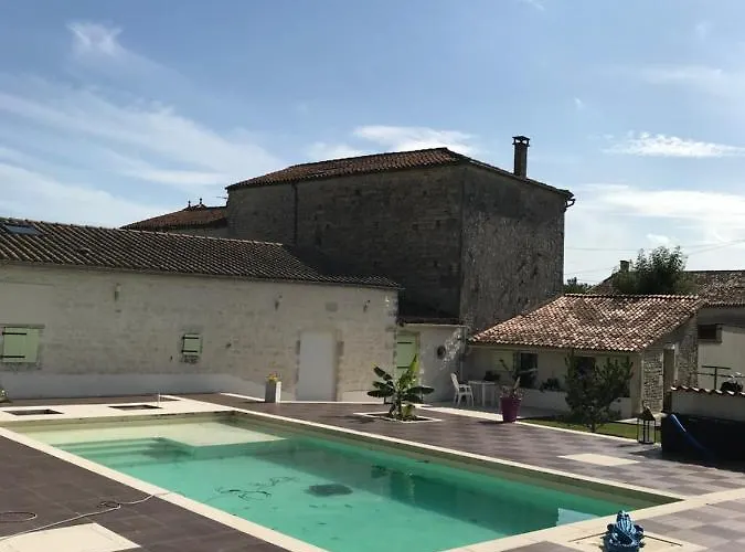 Le « chai » Vous Holiday home *