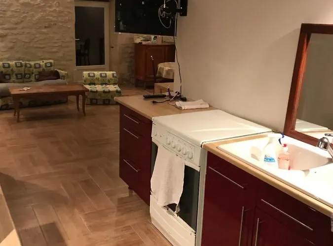 Le « chai » Vous Gensac-la-Pallue