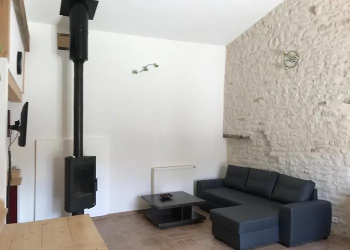 Le « chai » Vous Holiday home *